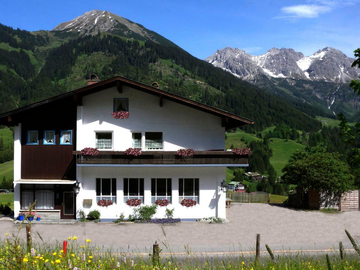 Apartmenthaus Ahorn 米特尔贝格 外观 照片